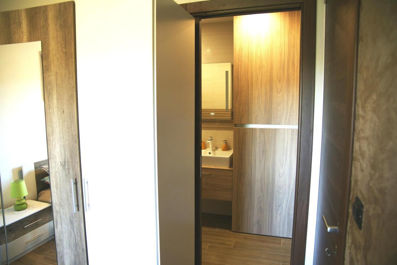 Apartment Grbin Pula Exterior foto